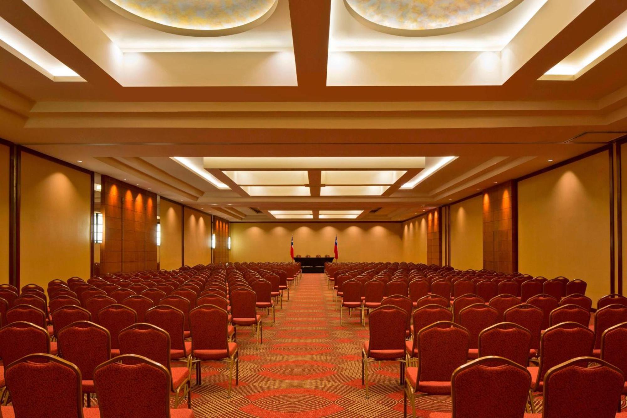 Sheraton Santiago Hotel & Convention Center Exterior photo The ballroom