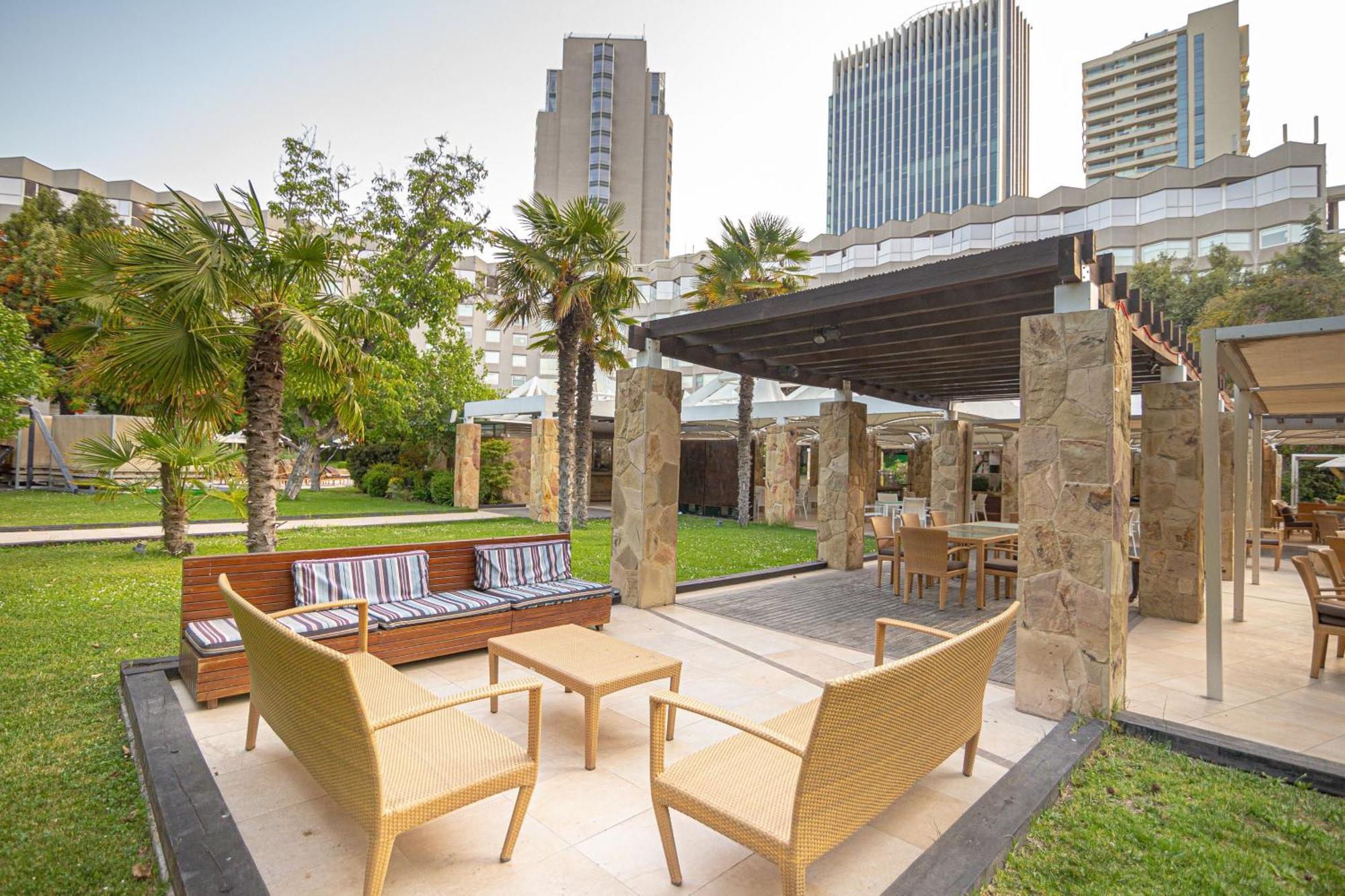 Sheraton Santiago Hotel & Convention Center Exterior photo The garden