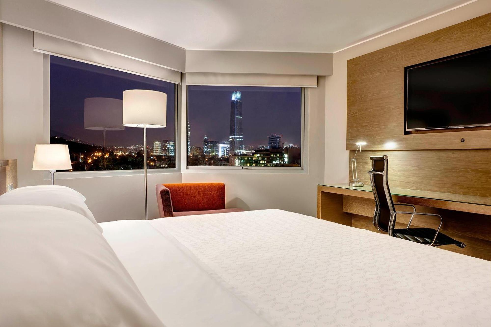 Sheraton Santiago Hotel & Convention Center Exterior photo A guest room at the hotel